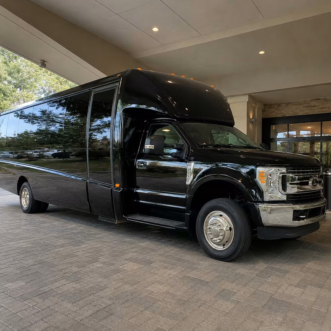18 passenger minibus